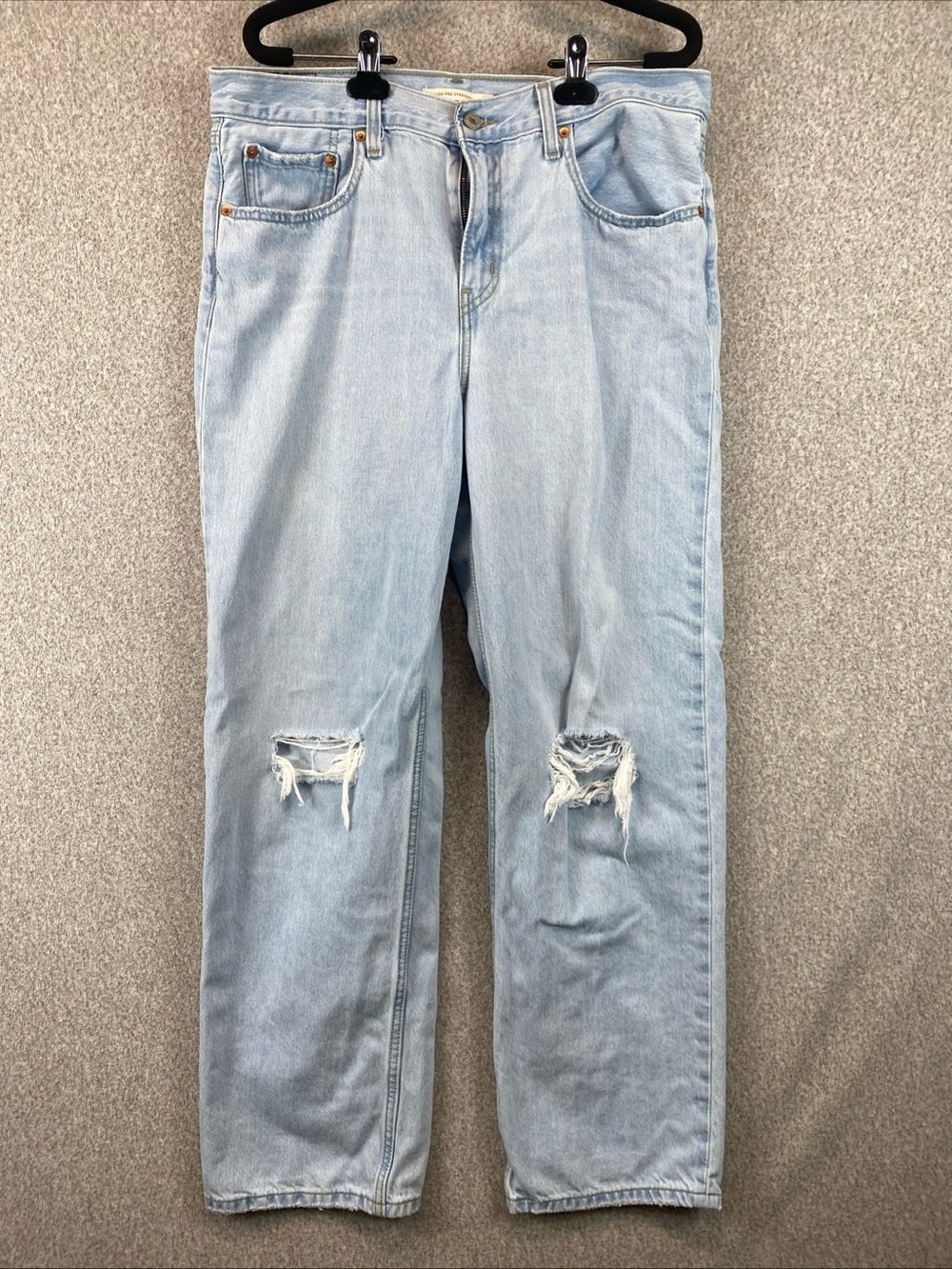 Levis Low Pro Straight Jeans Womens Size 31 Saggy Baggy Distressed Light Wash
